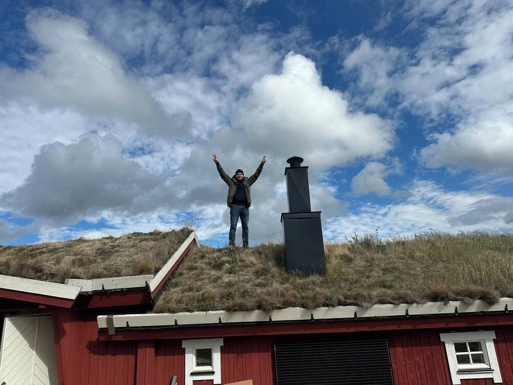 Sits in the Middle of Reinheimen and Dovrefjell Rondane