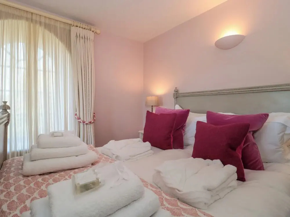 Pomme Blushe House