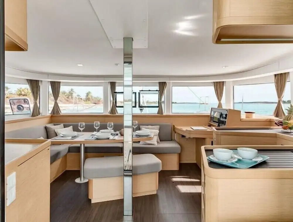 Catacruises