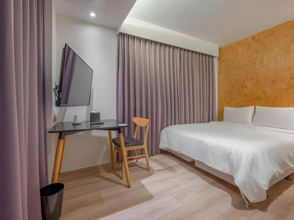 Light Hostel - Tainan