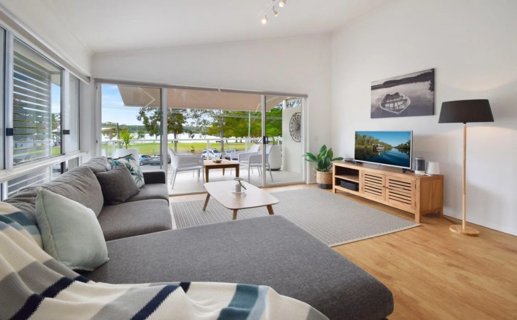 Noosa River Palms
