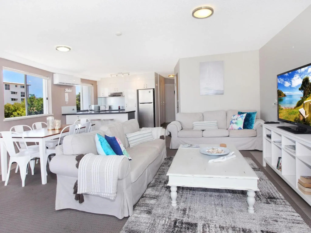 Broadwater Quays 5 - Three Bedroom Water View Apartment, only 2 blocks from Mooloolaba Beach!