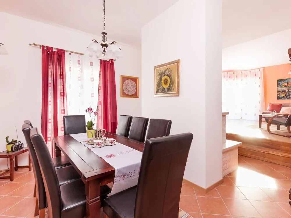 Scenic Holiday Home in Veprinac With Private Swimming Pool