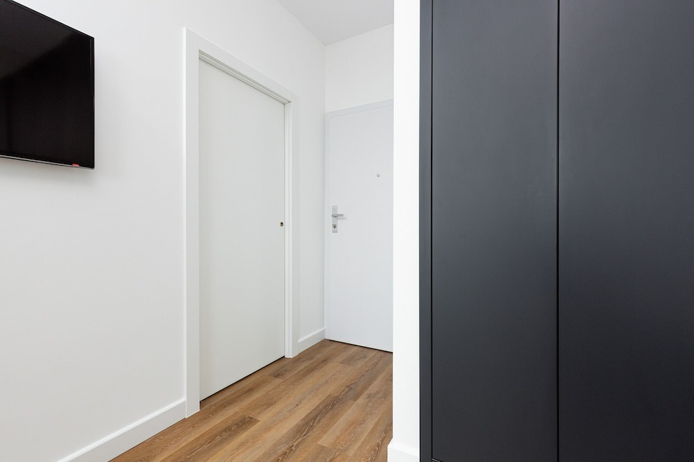 Galeria Park, obszerny z 2 syp dla rodzin do 8s by VisitWarsaw Apartments