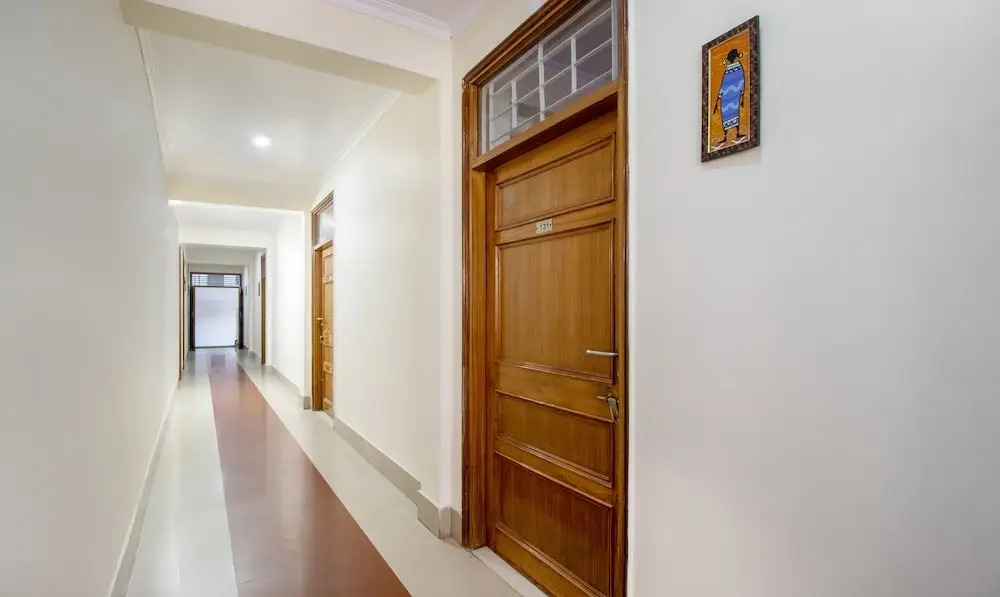 Treebo Stotrak S N Residency, Mussoorie