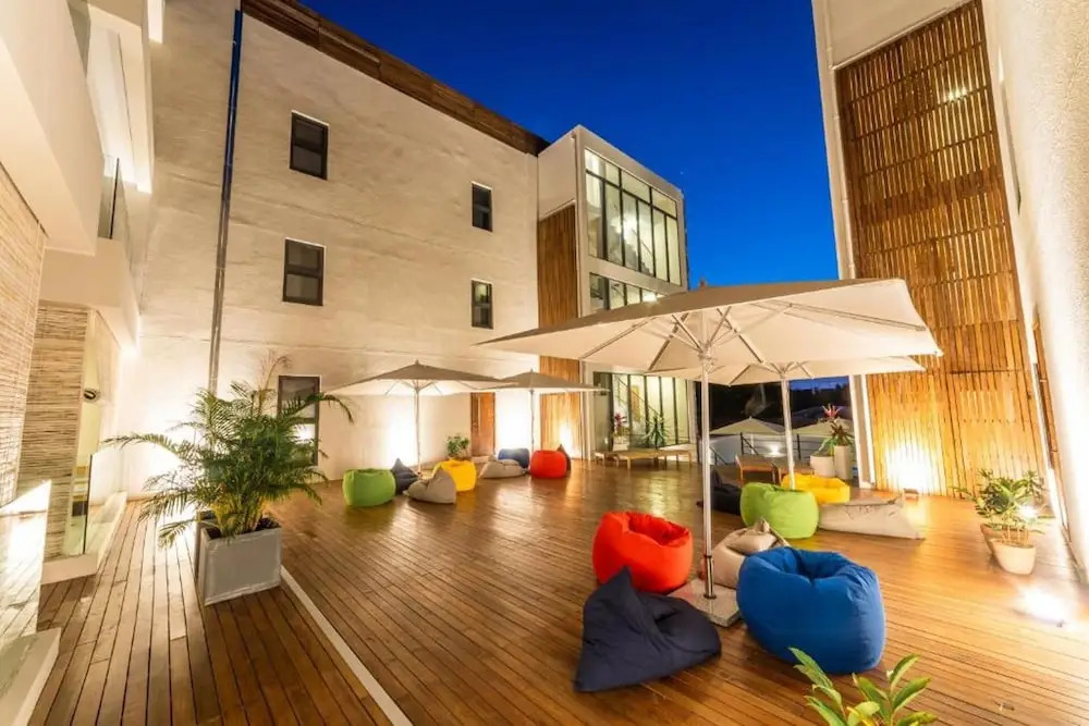 Immaculate 2-bed Apartment in Pereybere Grand Baie