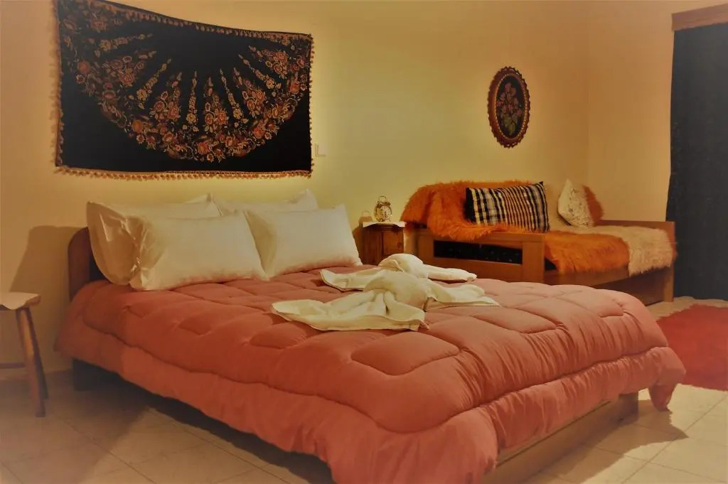 Anemoesa Guesthouse