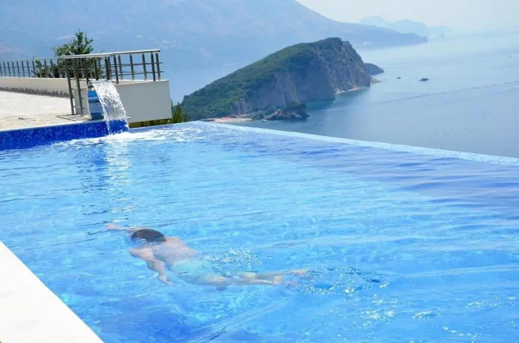 Tophill Altezza-13 - best view and pool
