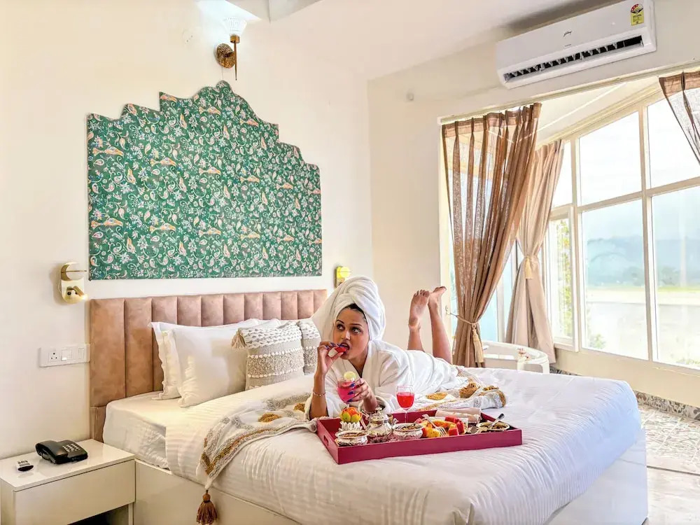 The Neeraj Ganga Rajmahal Wellness With Ganga View