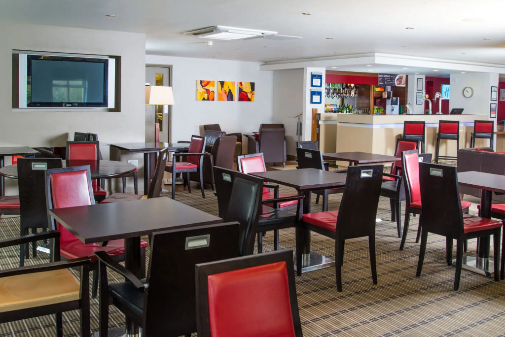 Holiday Inn Express Exeter