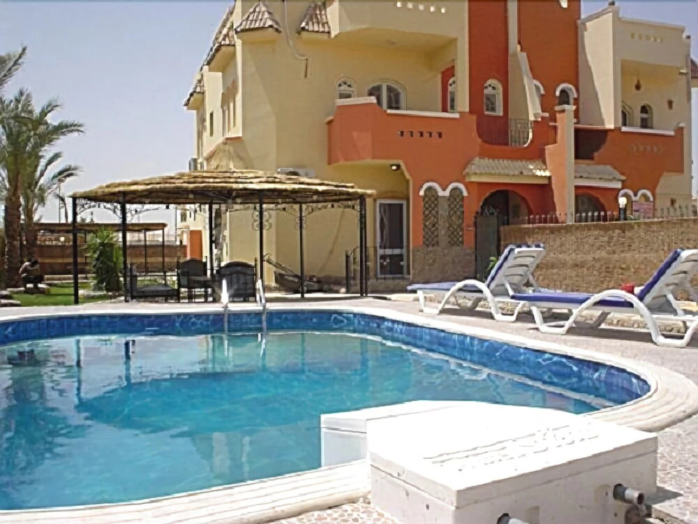 Apartment 55 with private swimming-pool