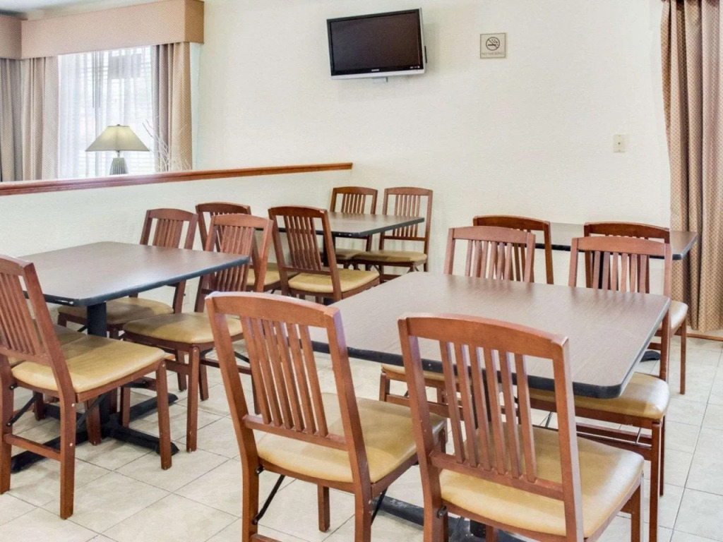 Quality Inn & Suites