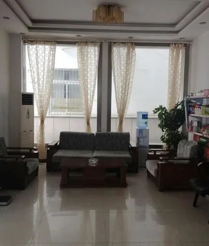 Jiecheng Hengrui Business Hotel