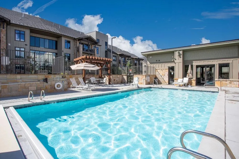 Red Pine Retreat at Canyons Village