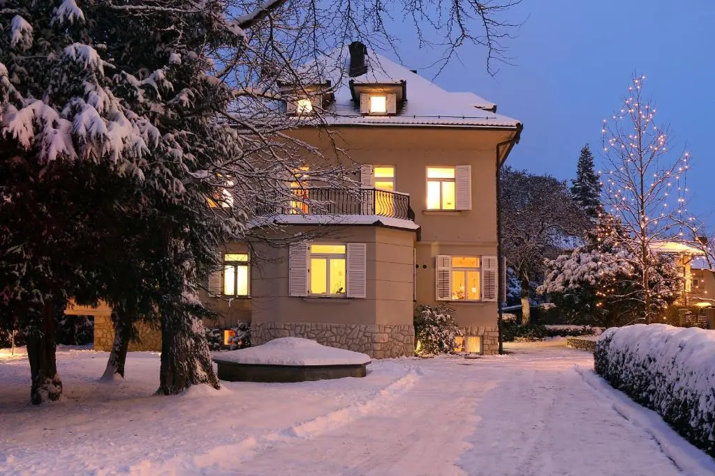 Apartments Villa Boltez