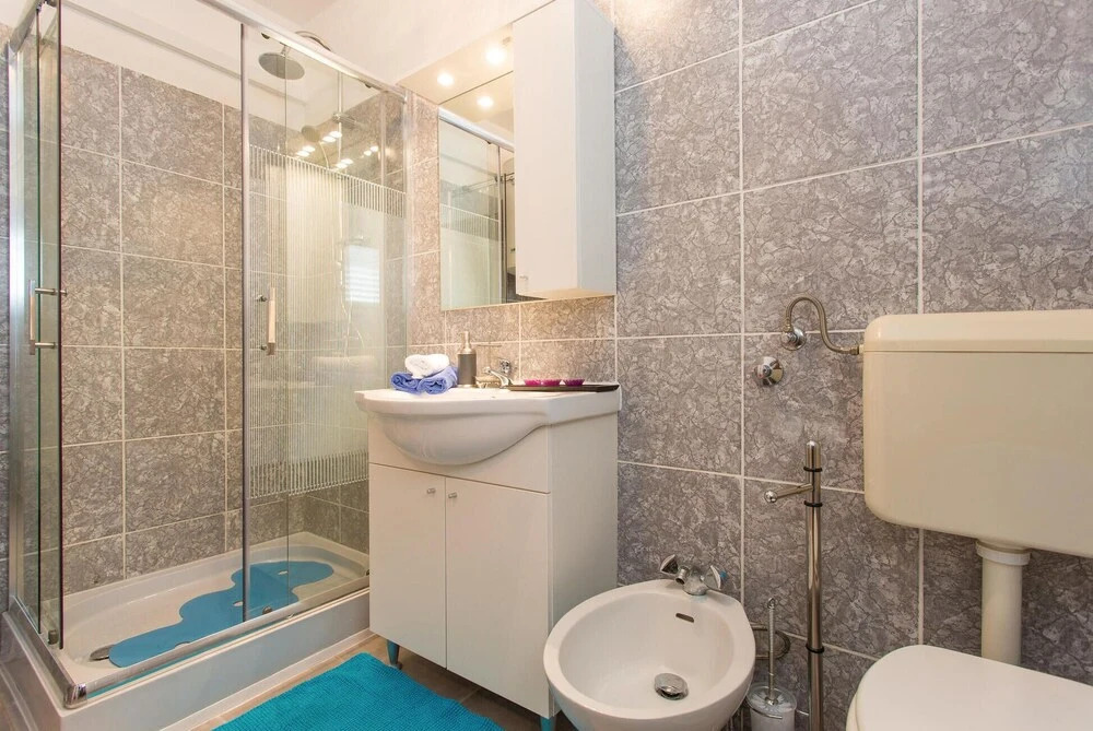 Beautiful Apartment In Klimno With Wifi