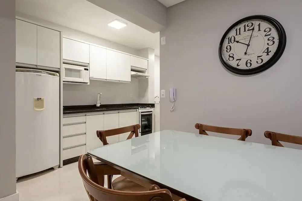 2BR Apt w/ Pkg & BBQ 450m From sea Ean503