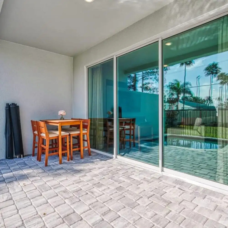 Luxury 5 Bedroom Home for 12 Guests