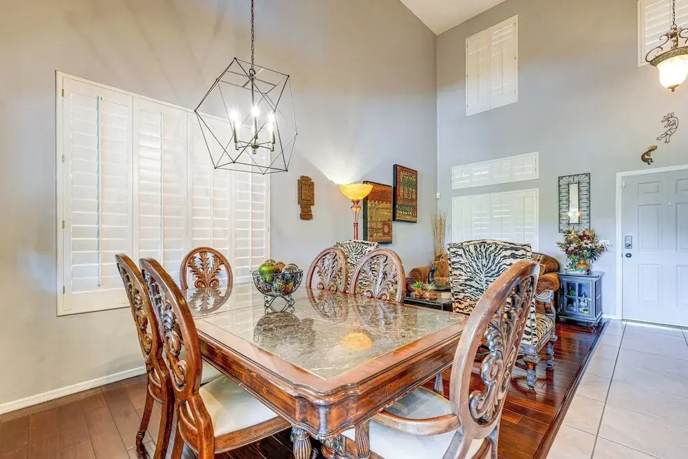 Spacious Family Oasis in Cave Creek!