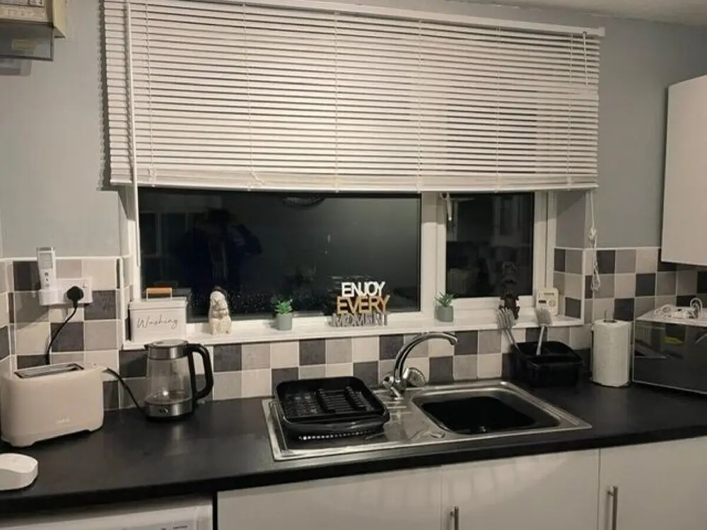 Spacious 2BR House With Sofa Bed & Parkin