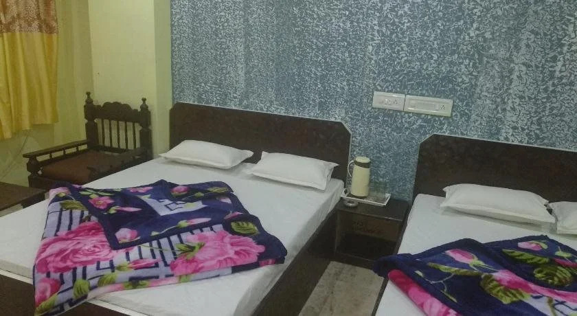 Hotel Gokul Palace