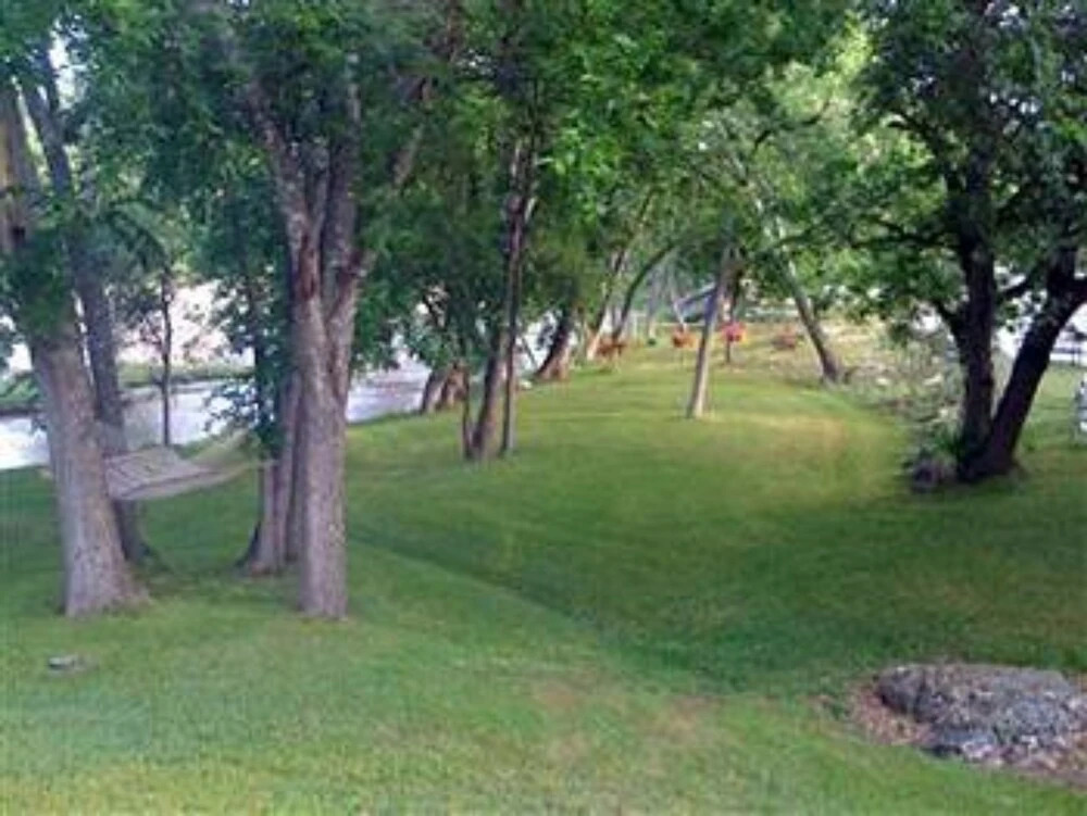 Inn on the Creek