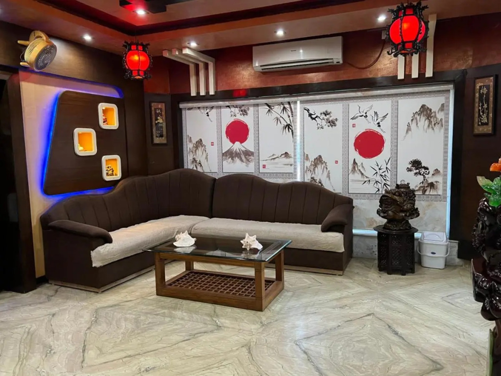 Hotel Lee Garden Near to Blue Flag Beach 500 Mtrs