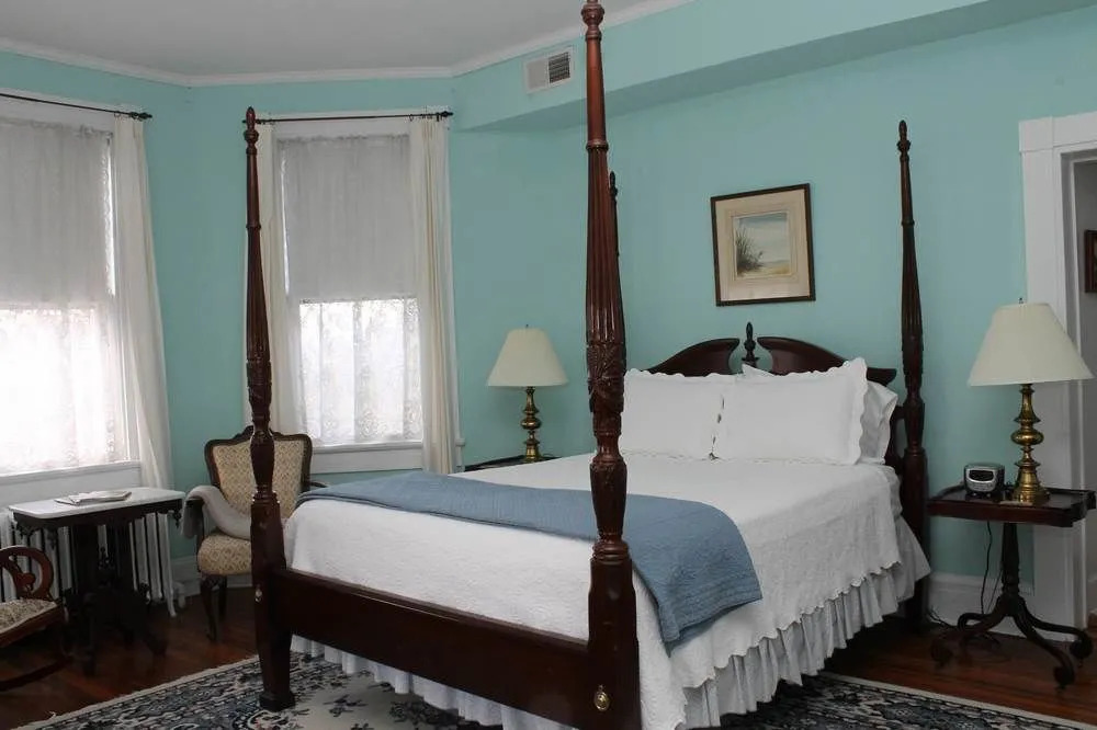 Cambridge House Bed & Breakfast