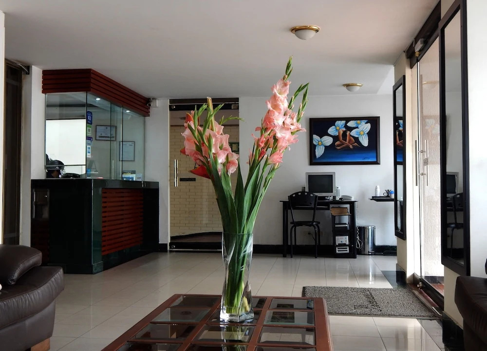 Alegra Apartahotel