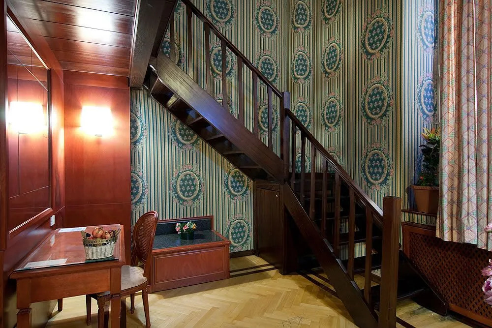 Hotel Galles