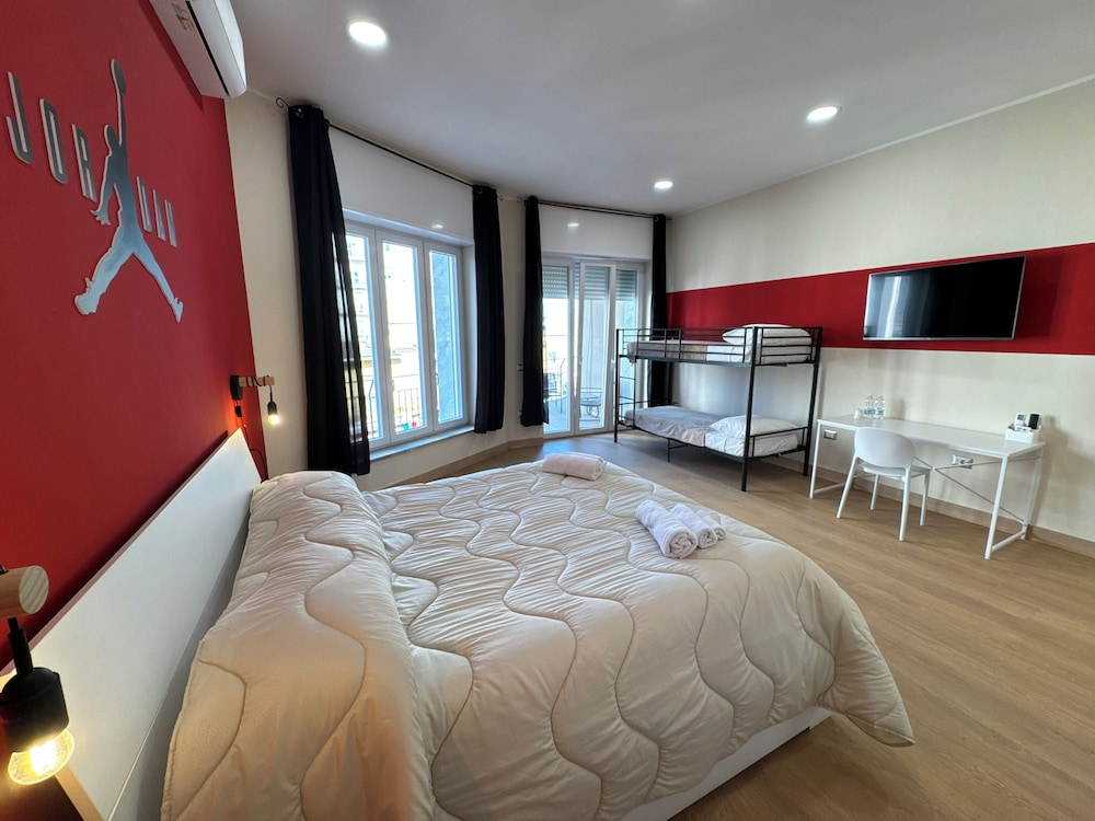 Zero18 - Pompei Rooms