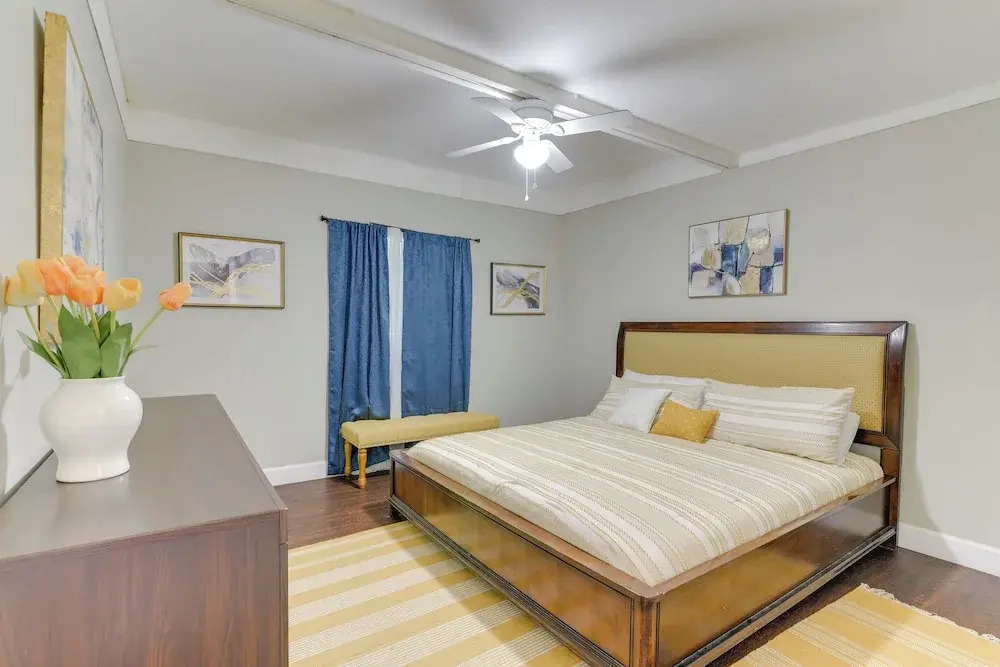 Walk to Beach: Galveston Vacation Rental!