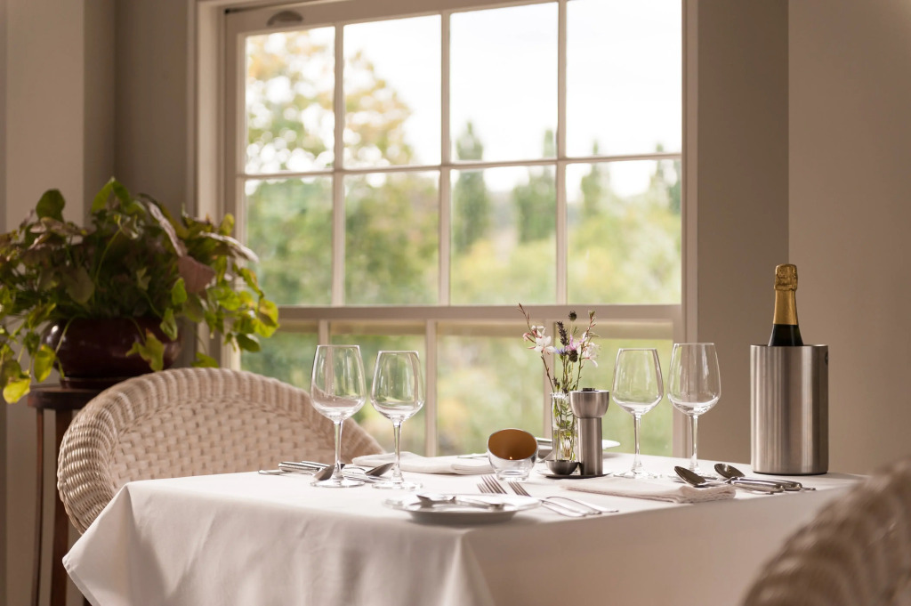 The Woodbridge Waterfront Rooms