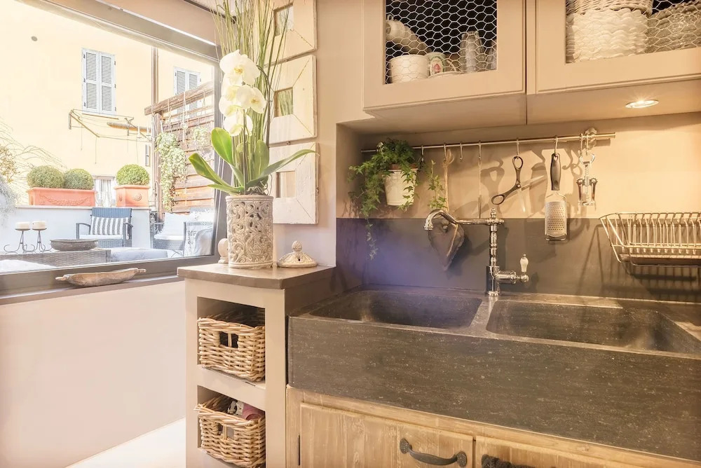 Charming Navona - The Loft