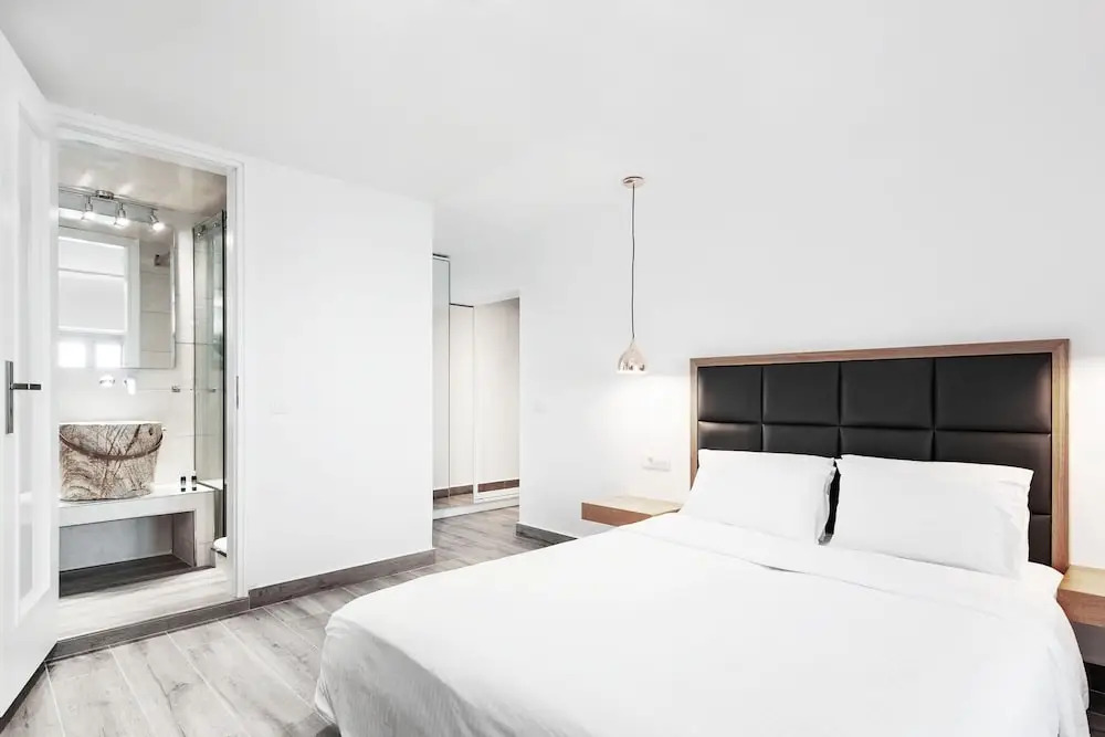 Hotel Thireas