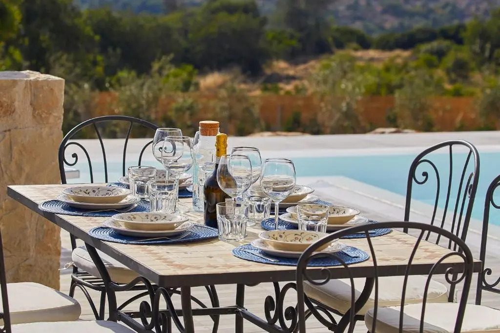 Karat House Pool lovely view 4 rooms 5 bathrooms wifi freenew villa