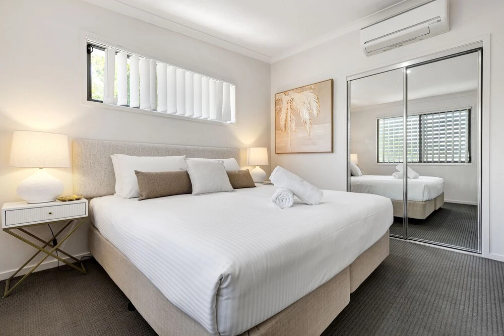 MARJ12- Stylish and Spacious Apartment