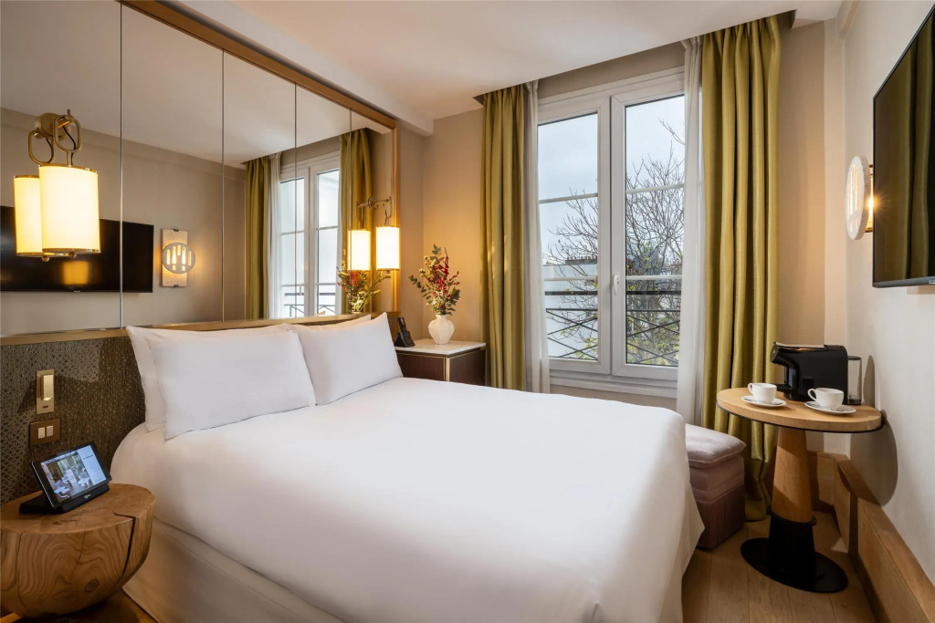 Le Belgrand Hotel Paris Champs Elysees, Tapestry By Hilton