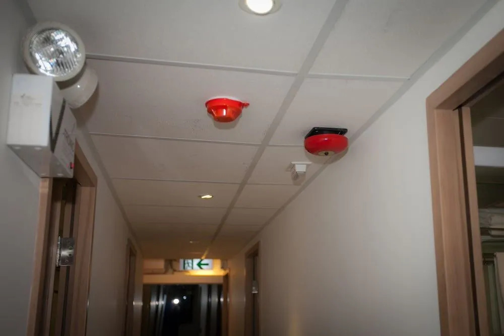 LEISURE HOSTEL