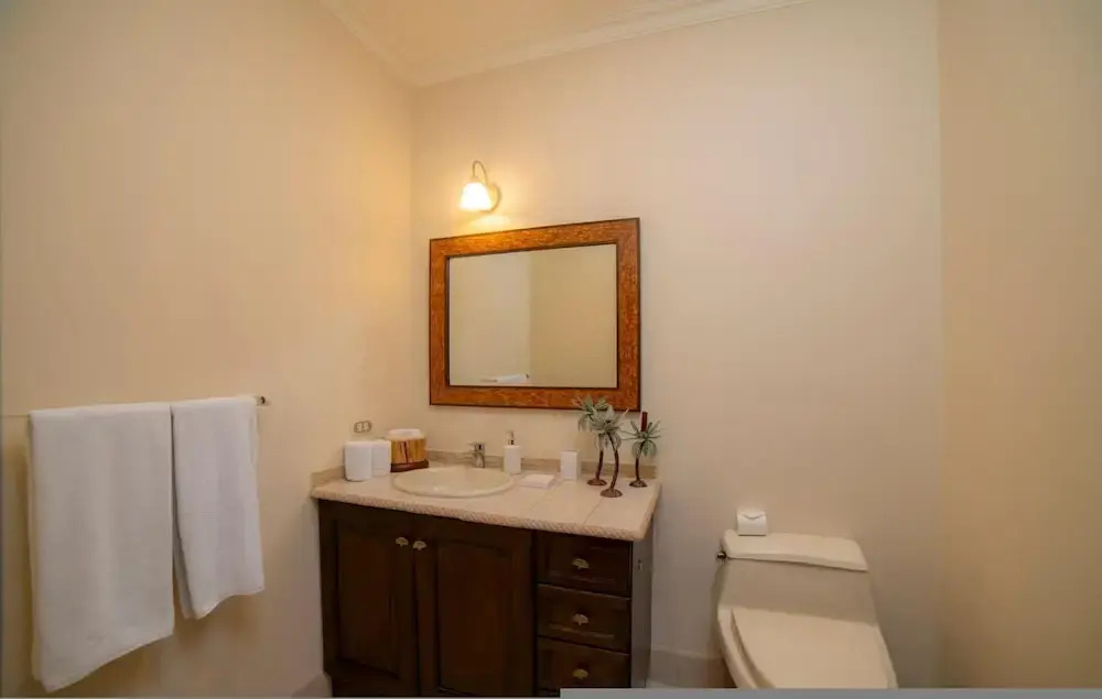 Bella Vista 3F- 3 bdr 3 1 2 Bath Family