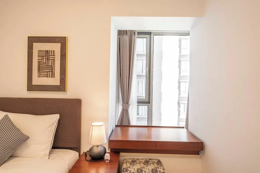 Tyms Elegant 2BR 1BA Apt Walk to Malls