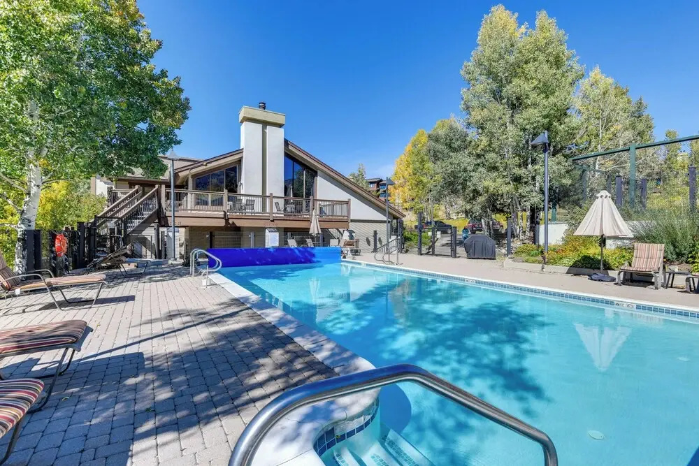 Mtn-view Steamboat Condo: Shuttle to Resort