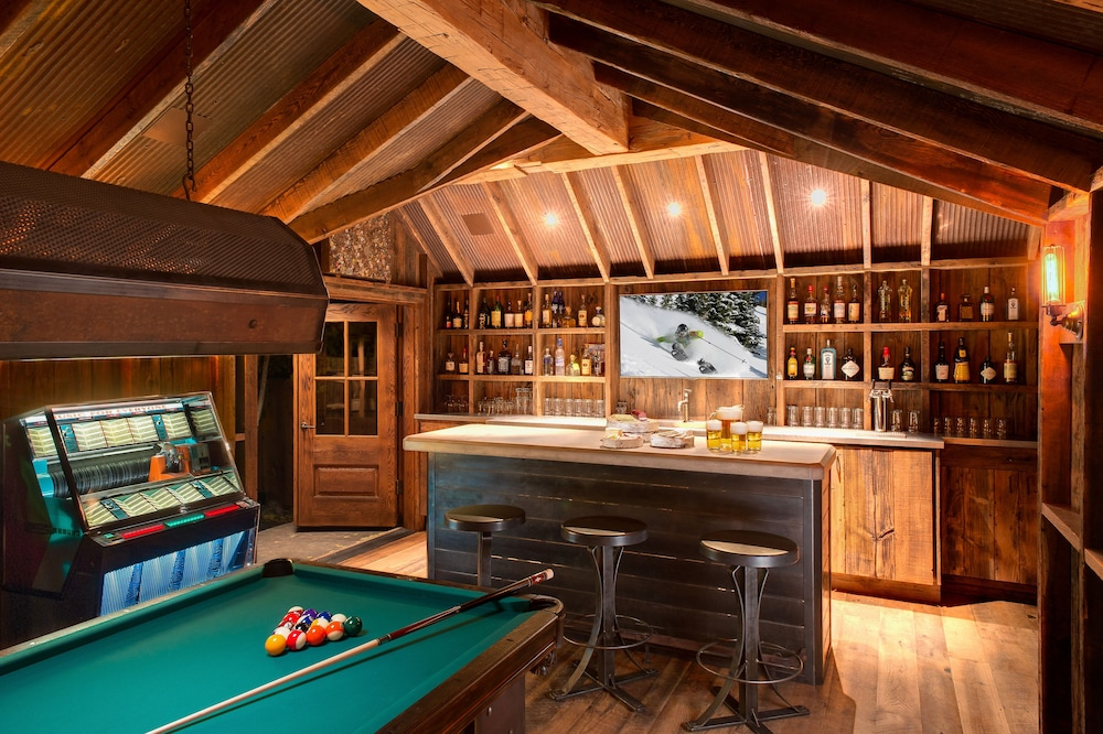 Eleven Scarp Ridge Lodge