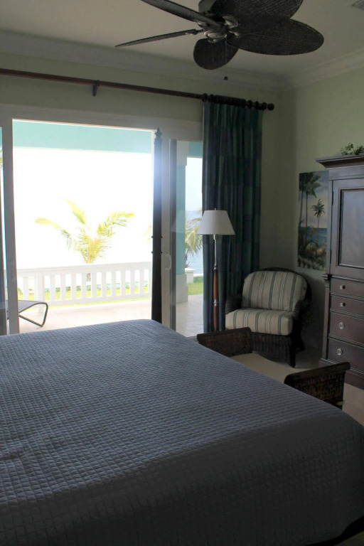 Mermaid Reef Villa #2 by Living Easy Abaco
