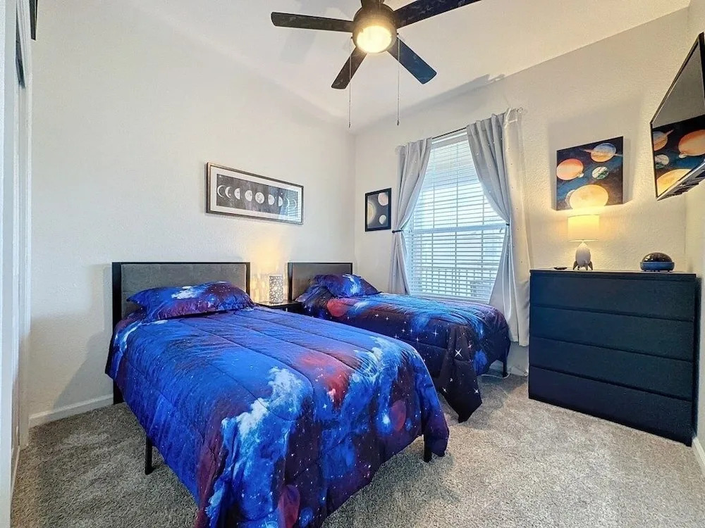 Summer Dreams 3 Bed Condo In Windsor Hills 3 Bedroom Condo by RedAwning