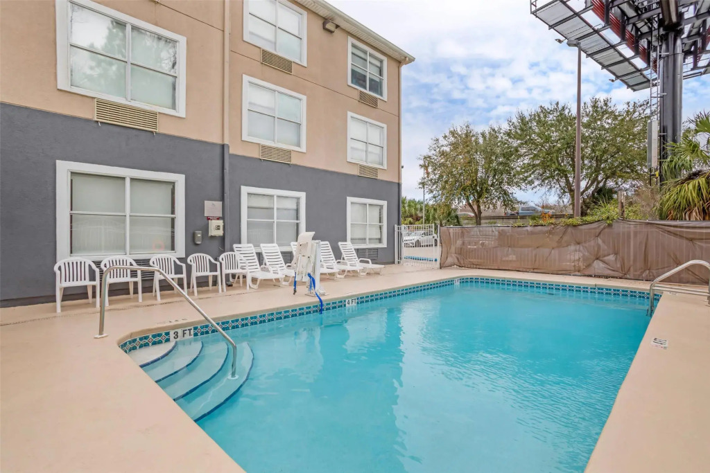 Country Inn & Suites by Radisson, Jacksonville - Orange Park
