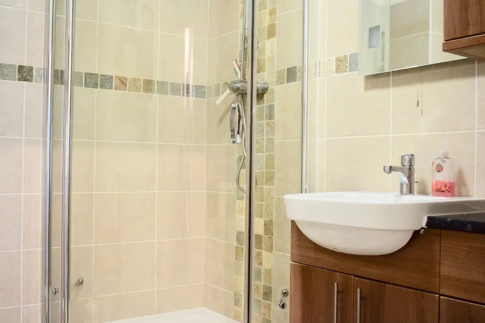 2 Bedroom Garden Flat Lower Holloway