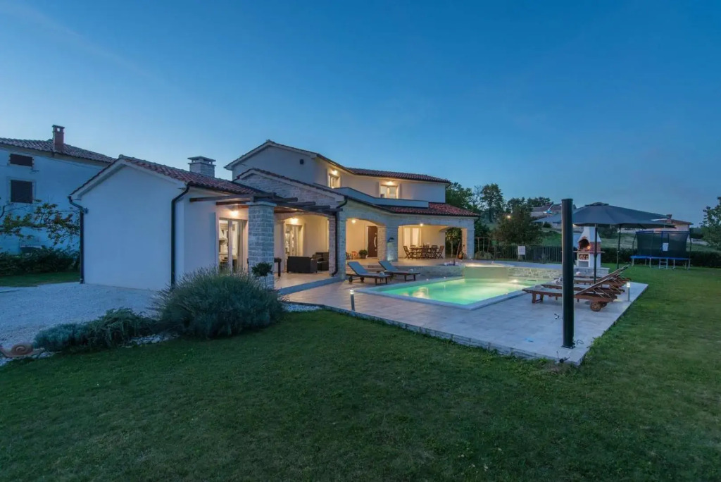 Villa Melli by Villas Holiday