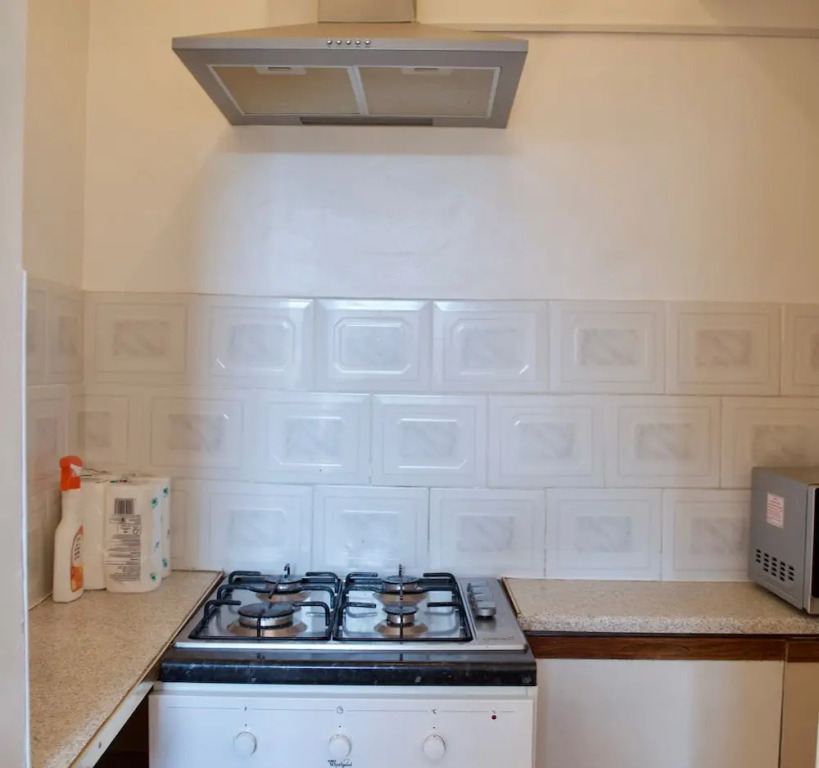 2 Bedroom Flat In Central Edinburgh