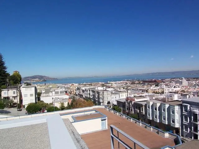 AMSI Russian Hill Three-Bedroom Condo (AMSI-SF.RHGW1020)